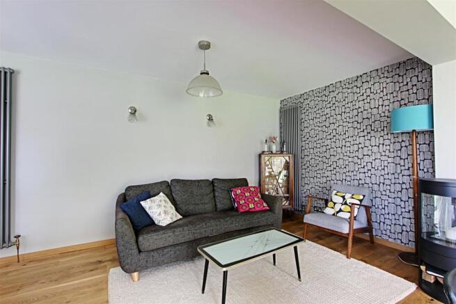Family Room 1.jpg