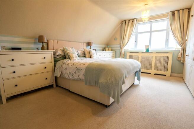 Bedroom 1 (2)