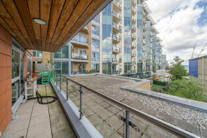 21, Flotilla House, Juniper Drive, London SW18 1FX