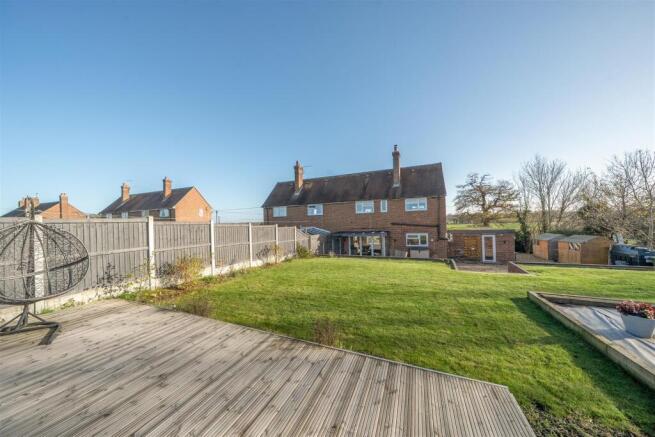 Garden Decking.jpg
