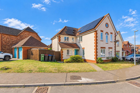 Broadoaks Crescent, Braintree