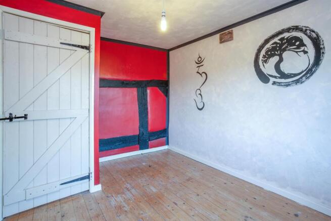 Bedroom 2 Reverse Angle.jpg