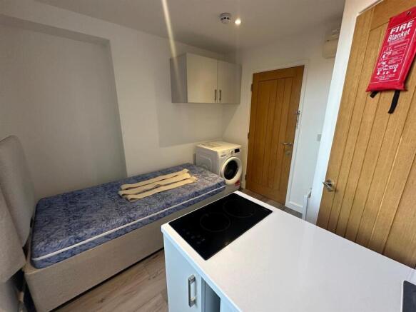 WhatsApp Image 2025-11-26 at 2.09.28 PM (2).jpeg