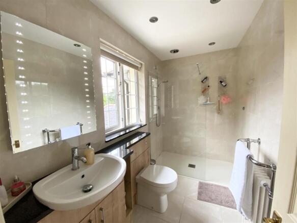 En suite