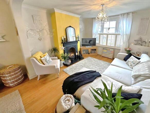 34821d22-Living 20Room.jpg