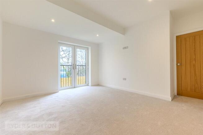 3 bed Semi-Detached for sale Image 5