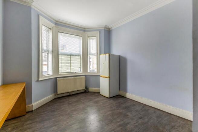 96 Crawley Road, Luton, LU1 1HZ