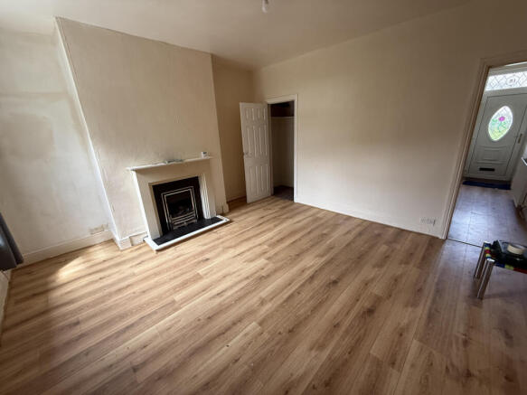 3 bed Terraced to rent Image 4