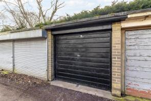8, The Parade, Bramhope, Leeds LS16 9AF