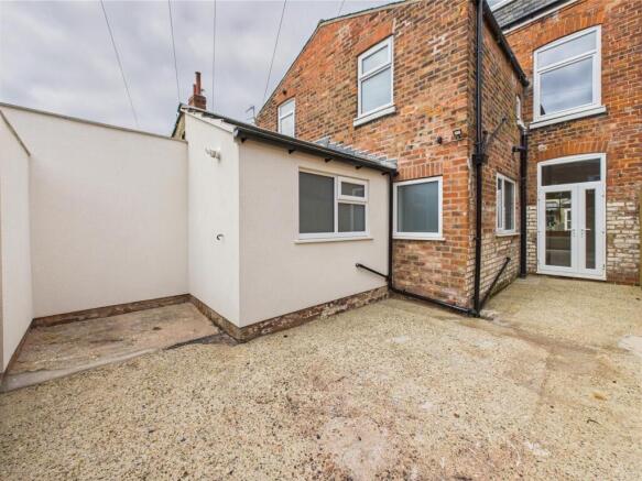 4 bed Terraced for sale Image 12
