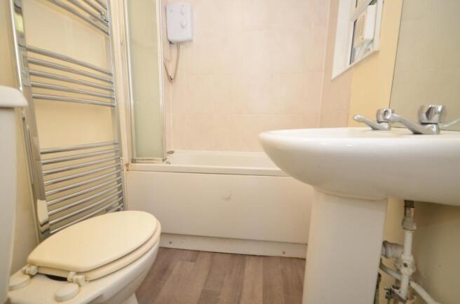 castle bathroom