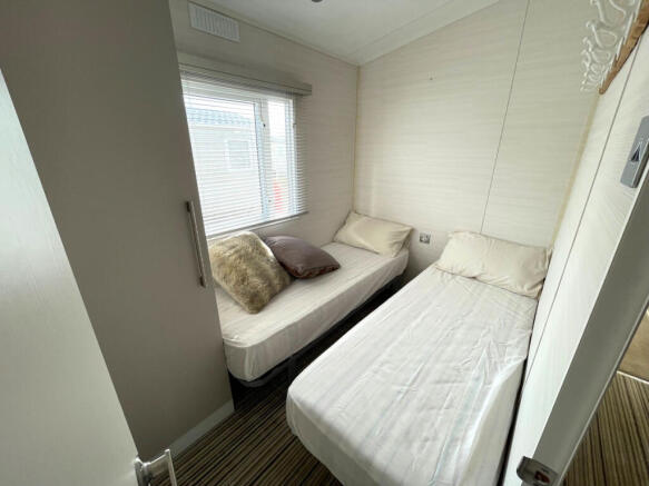 2 bed Caravan for sale Image 8