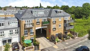 35, Burnham Court, Stomp Road, Slough SL1 7LP