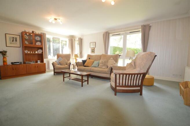 Living Room 2.JPG
