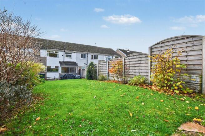 3 bed Town House for sale Image 9
