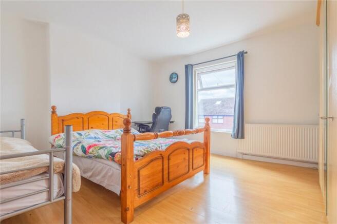 2 bed Terraced for sale Image 7