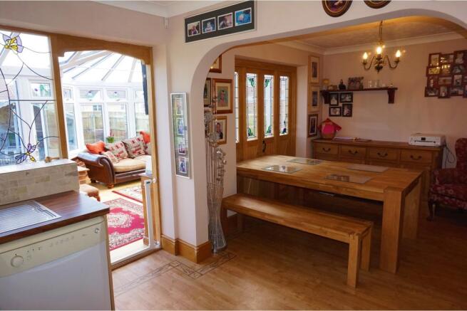 Kitchen / Diner