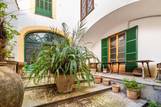 Courtyard (2)