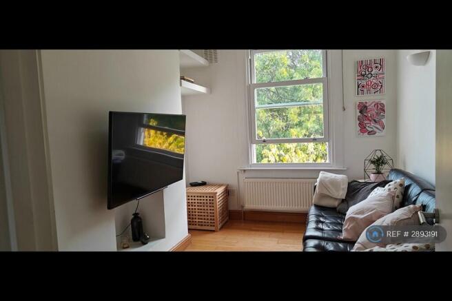 Silly-Size Tv