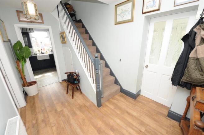 3 bed Town House for sale Image 11