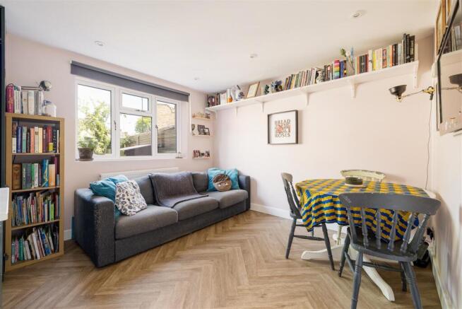 Dames Road, E7