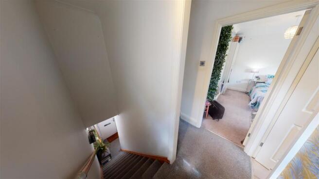Holly Crescent Stairway/Landing