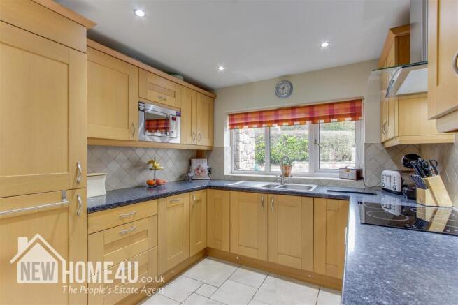 KITCHEN: