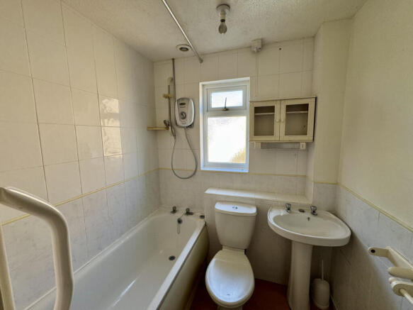 2 bed Semi-Detached for sale Image 9