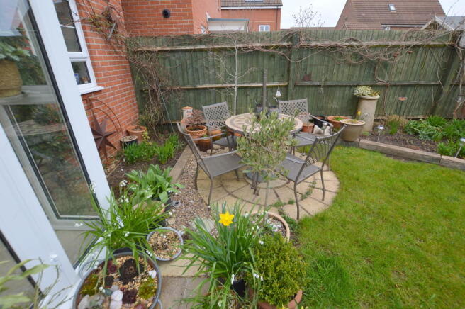 Photo 16