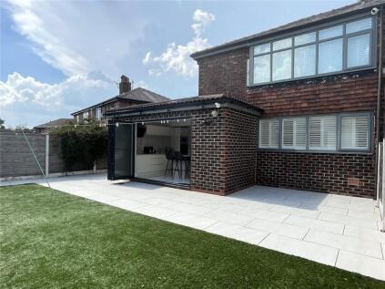 Glamis Avenue, Heywood, Greater Manchester, OL10