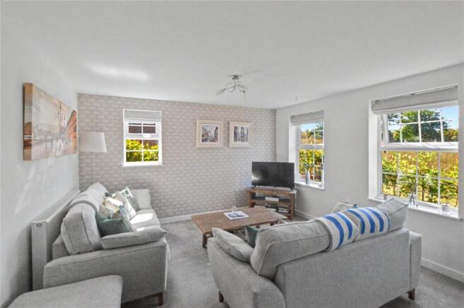 2 bed Apartment for sale Image 4