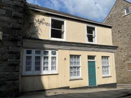 30, Lower Market Street, Penryn TR10 8BQ