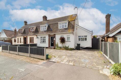 Brackendale Avenue, The Mount, SS13