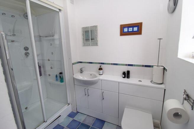 En-Suite To Be...