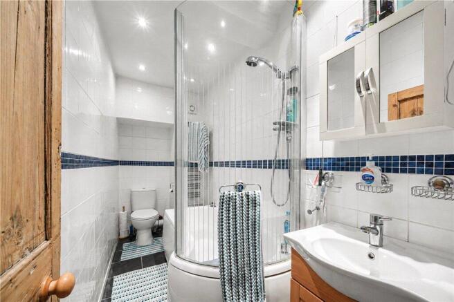 3 bed Terraced for sale Image 10