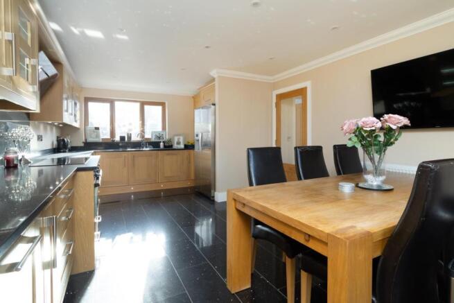 Kitchen / Breakfast
