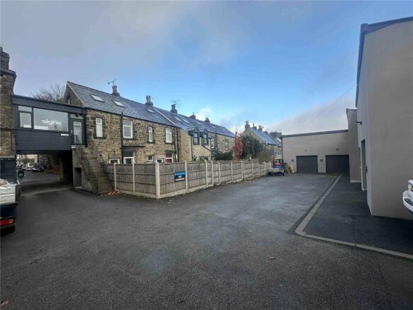 Not Specified to rent Image 5