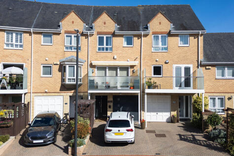 Chandlers Way, Penarth