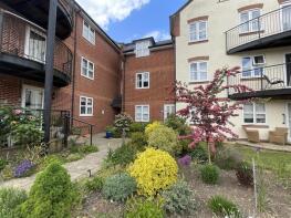 Flat 15, 49 61 St Edmunds Gate, St Edmunds Church Street, Salisbury SP1 1FD