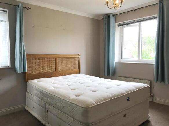 Bed 1.JPG