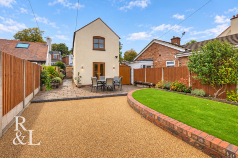 Morunda, Wilfred Gardens, Ashby-De-La-Zouch