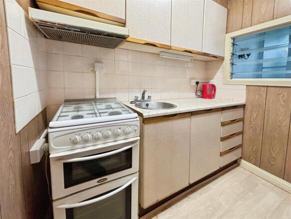 2 bed Terraced for sale Image 5