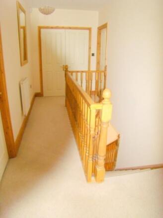 HALLWAY/LANDING