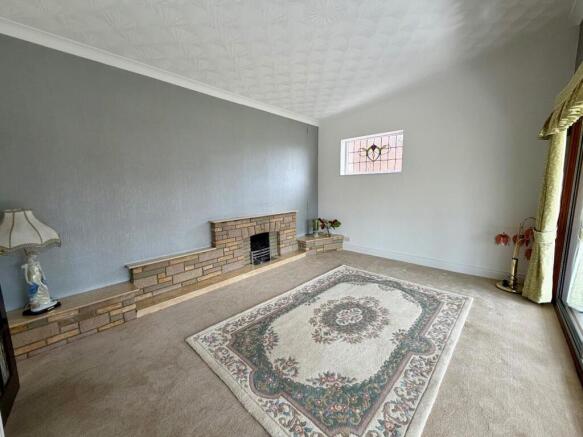 2 bed Detached Bungalow for sale Image 7