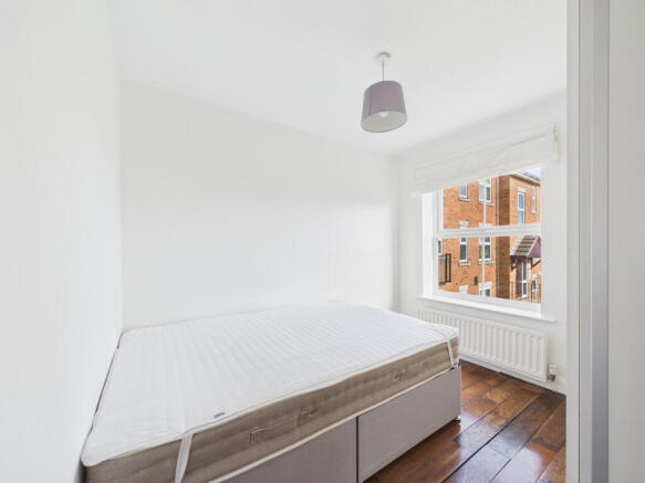 2 bed Apartment for sale Image 6