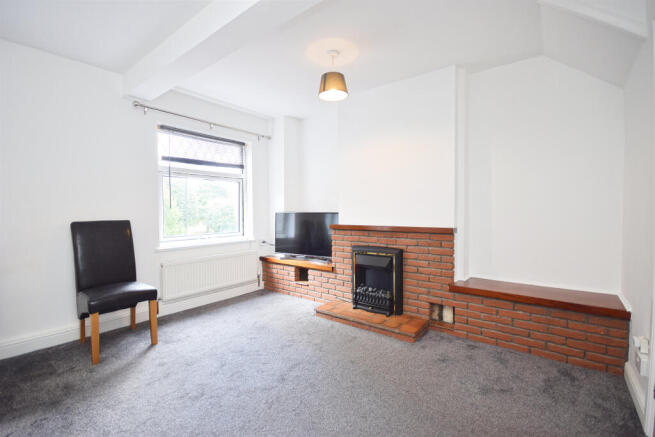 1 bed House Share to rent Image 4