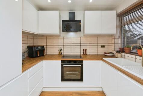 Woodthorpe Avenue, Derby, DE21