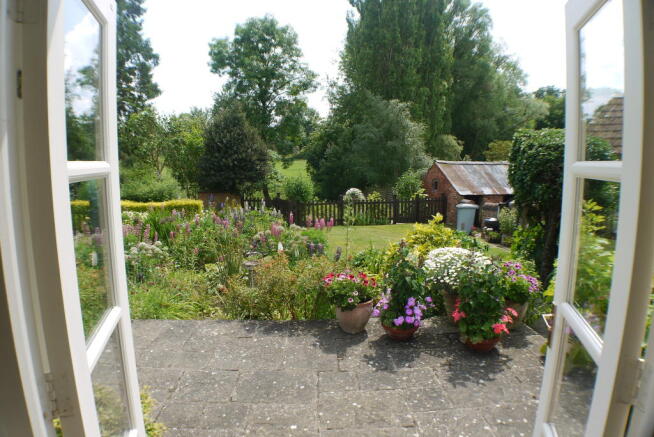 Photo 32