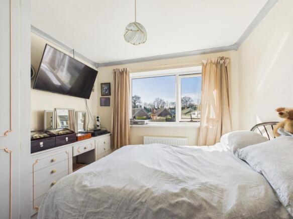 2 bed Flat for sale Image 8