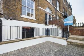 Top Flat 4, 303, London Road, Dover CT17 0SY